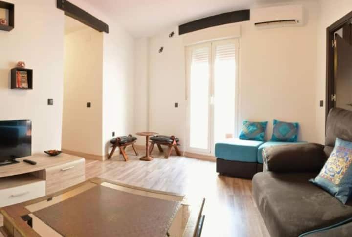 Apartment Bonito Ap Centrico Patio Wifi Parking Gratis. *